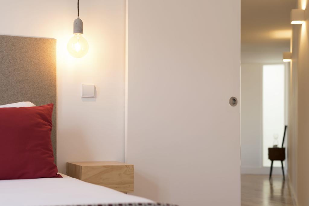 Lovelystay - Top Floor Balcony Apartment Porto Kültér fotó