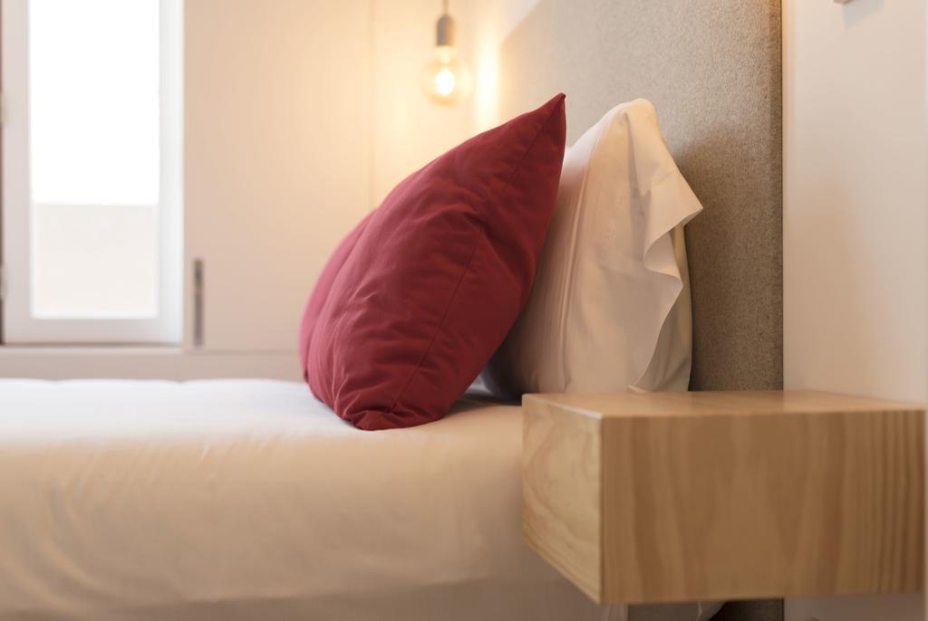 Lovelystay - Top Floor Balcony Apartment Porto Kültér fotó