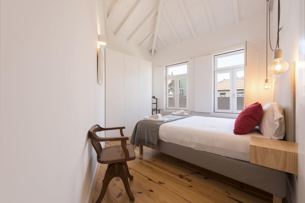 Lovelystay - Top Floor Balcony Apartment Porto Kültér fotó