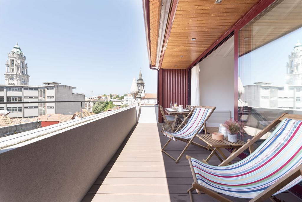 Lovelystay - Top Floor Balcony Apartment Porto Kültér fotó